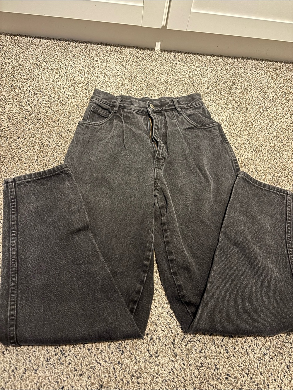 High-Rise Black Women’s Jeans